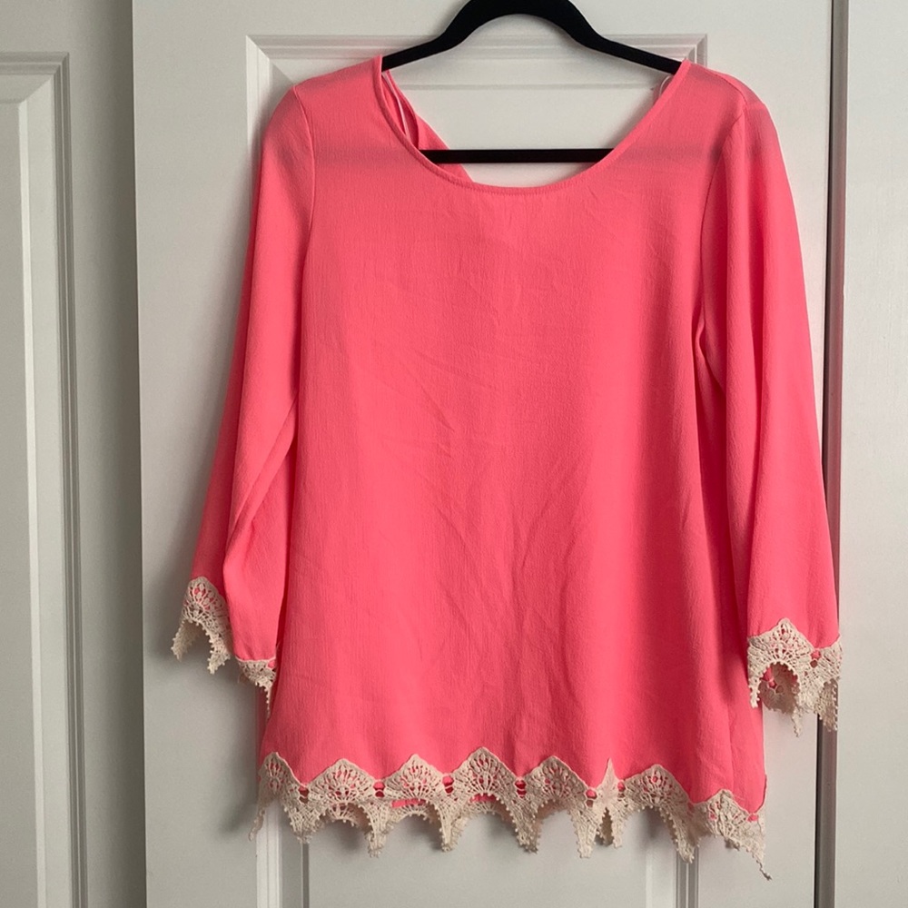 Boutique pink blouse - Sage. Size medium